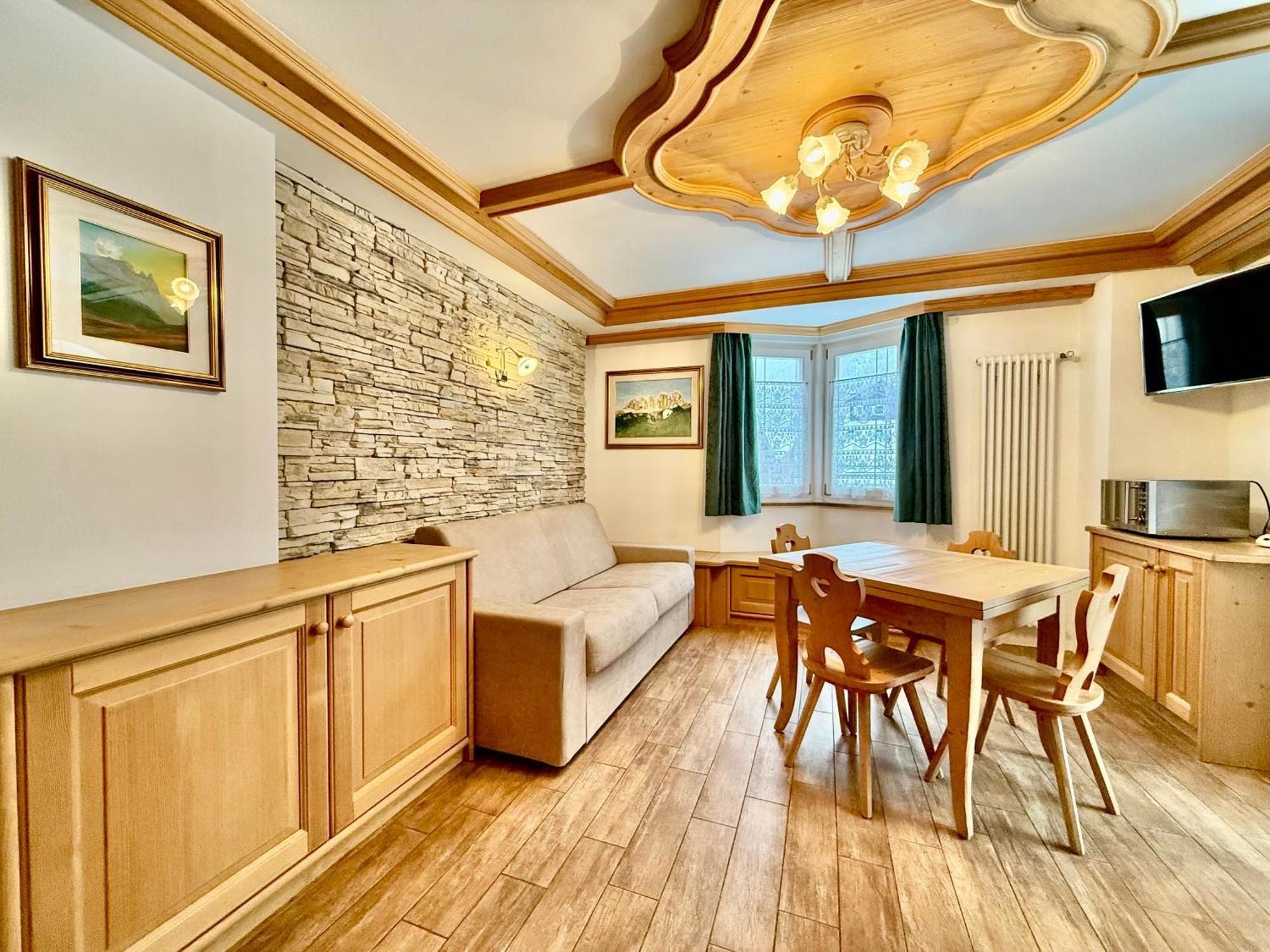 B&B Family Accommodation Canazei Bike Friendly מראה חיצוני תמונה