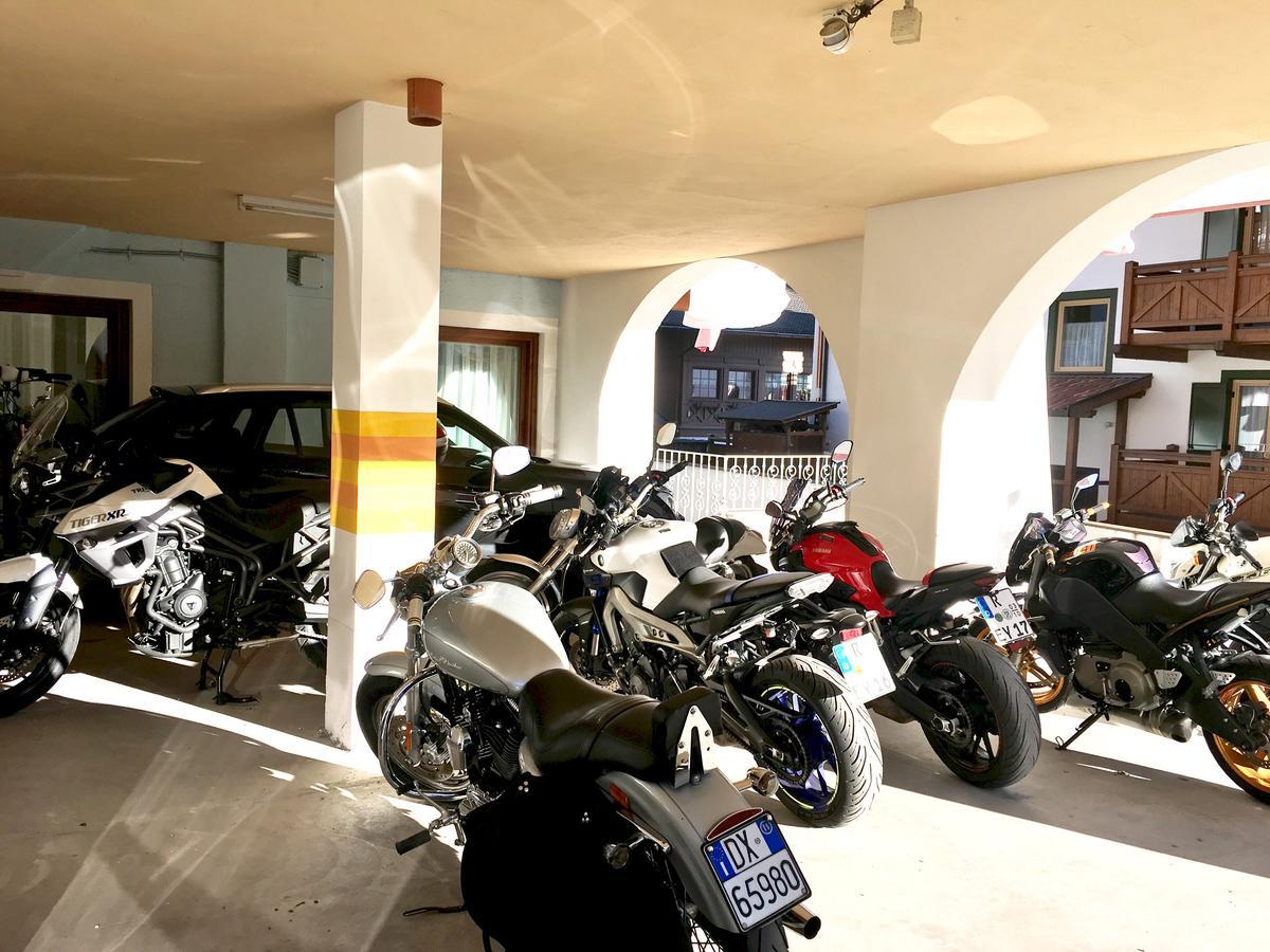 B&B Family Accommodation Canazei Bike Friendly מראה חיצוני תמונה